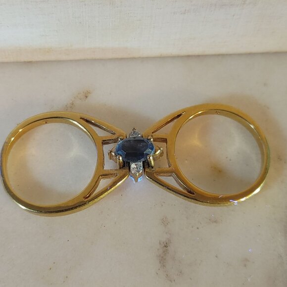 Avon Gold Tone Ring Reversible Dual Unique Vintage Blue Gemstone Clear Crystals - Picture 2 of 9